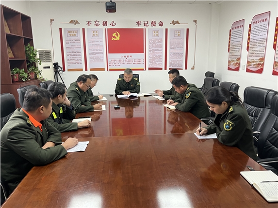 保阜高速曲阳收费站组织专题学习交投集团和保阜公司三季度经济运行会议精神.png 保阜高速曲阳收费站组织专题学习交投集团和保阜公司三季度经济运行会议精神.png